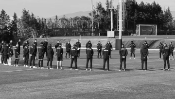 Συγκινητικές στιγμές στην προπόνηση του ΠΑΟΚ: Ενός λεπτού σιγή για τα επτά θύματα της τραγωδίας