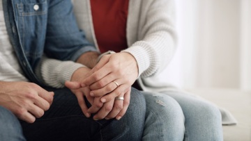 Το σεξ δεν είναι «συζυγικό καθήκον»: Πώς οι  Γάλλοι με νομοσχέδιο βάζουν φρένο στους βιασμούς εντός γάμου 