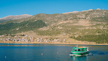 «Χειμώνας στις όχθες»: Ταξίδι γύρω από τις λίμνες της Ελλάδας τον χειμώνα