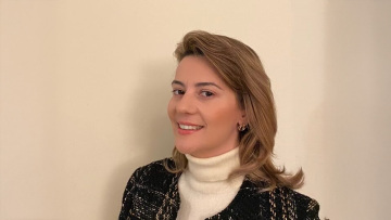 Έφυγε από τη ζωή στα 40 της χρόνια η Αριστέα Καζάκου, Τομεάρχης Τουρισμού του ΠΑΣΟΚ 