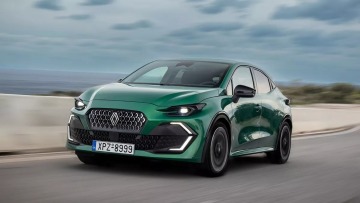 Δοκιμάζουμε στην Ελλάδα το υβριδικό Renault Clio - Πόσο κοστίζει;