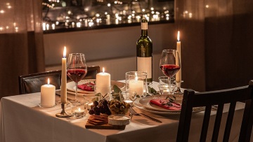 Ένα τραπέζι για δύο – 12 εστιατόρια για να γιορτάσετε τον Άγιο Βαλεντίνο