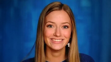 Καθηγήτρια στις ΗΠΑ έστελνε ερωτικά SMS σε17χρονο πριν να τον πείσει να κάνουν 3 ώρες σεξ στο σπίτι της