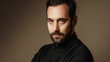 Myoko: Πώς ο σεφ Προκόπης Κουρής ενώνει την Ιαπωνία και τη Μεσόγειο στη Γλυφάδα