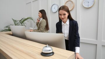 Ισχυρό το αναπτυξιακό αποτύπωμα των ταξιδιωτικών γραφείων στην οικονομία

