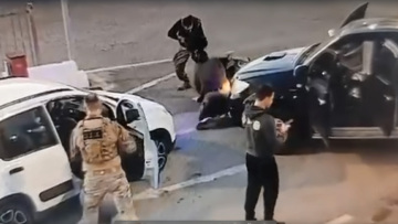 Καρέ – καρέ η κινηματογραφική σύλληψη του ζευγαριού  που διέπραξε 14 κλοπές σε σπίτια με λεία άνω των €60.000 στο Ηράκλειο
