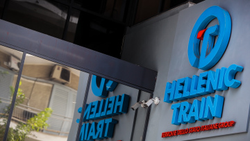 Θεσσαλονίκη: Με λεωφορεία μεταφέρθηκαν οι επιβάτες των τρένων που επηρεάστηκαν από την διακοπή των δρομολογίων