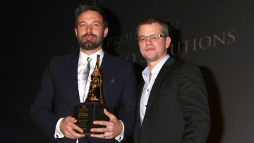 Ματ Ντέιμον για Μπεν Άφλεκ: Έχουμε περάσει από διαφορετικές φάσεις, διαμορφωθήκαμε μαζί ως άνθρωποι