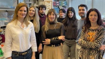 Θέμις Αλισσάφη, η Ελληνίδα ερευνήτρια που αξιοποιεί νανοσωματίδια στην ανοσοθεραπεία του καρκίνου 