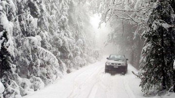 Χιόνισε σε Γρεβενά, Καστοριά, Κοζάνη και Φλώρινα, πού είναι απαραίτητες οι αλυσίδες στα οχήματα 