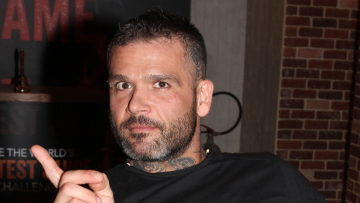 Δημοσίευμα «πέθανε» τον Διονύση Αλέρτα: Σίγουρα είμαι ζωντανός, έγραψε ο σεφ