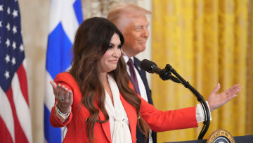 Η προαναγγελία Γκιλφόιλ για το ταξίδι Τραμπ στην Ελλάδα και τα σενάρια για το πότε