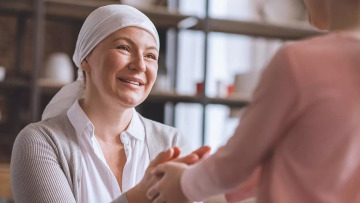 «Γιατί σ’ εμένα»: Από το σοκ της διάγνωσης με καρκίνο στις καθημερινές προκλήσεις που βιώνει ο ασθενής