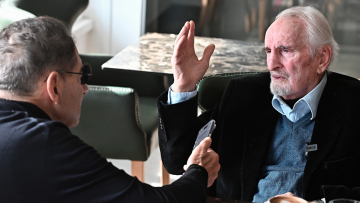 Ο Νικήτας Τσακίρογλου στον Δανίκα: Η καρδιά είναι μονογαμική, αλλά το σώμα πολυγαμικό - Η Χρυσούλα θα γίνει καλά με τη θρησκεία, όχι με την επιστήμη