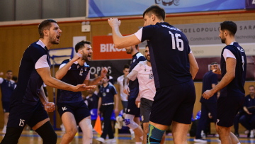 Τεράστια έκπληξη στο Κύπελλο βόλεϊ: Ο Φλοίσβος απέκλεισε με 3-1 σετ τον κάτοχο του τίτλου Ολυμπιακό! 