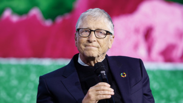 Ήμουν ανόητος που πέρασα χρόνο με τον Επστάιν, μετανιώνω που τον γνώρισα, λέει ο Μπιλ Γκέιτς