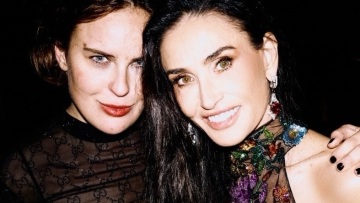 Ντέμι Μουρ προς Ταλούλα: «Δεν χωράς πια στην αγκαλιά μου»
