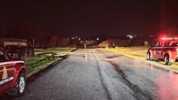 Τραγωδία στην Κομοτηνή, νεκρός ο οδηγός που αγνόησε τις προειδοποιήσεις και πέρασε μέσα από χείμαρρο – Σταμάτησε για απόψε η επιχείρηση ανάσυρσής του