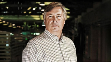 Βακάκης: Η Jumbo που είναι λεωφορείο και όχι πύραυλος και η Τουρκία