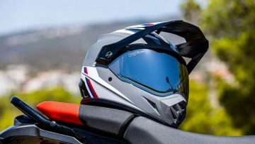 4+1 tips για να διαλέξετε το καλύτερο κράνος
