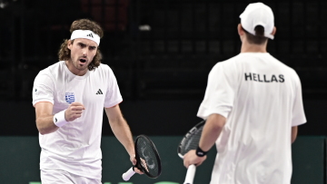 Τσιτσιπάς και Σακελλαρίδης πήραν τη νίκη στο διπλό: Προβάδισμα της Ελλάδας με 2-1 κόντρα στο Μεξικό 