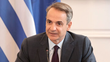 Μητσοτάκης: Τα κόμματα να προσέλθουν στον διάλογο για το Σύνταγμα χωρίς δογματισμούς - Μηδενική ανοχή στους διακινητές μεταναστών