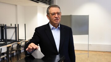 Σαρωτική νίκη του μετριοπαθούς σοσιαλιστή υποψηφίου στις προεδρικές της Πορτογαλίας