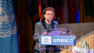 Λίνα Μενδώνη: Ομιλία στην UNESCO για την πρώτη επέτειο της Παγκόσμιας Ημέρας Ελληνικής Γλώσσας 