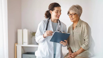 Άγχος και καρδιά μας στέλνουν στον γιατρό: Η σημασία της πρόληψης και ο ρόλος του παθολόγου
