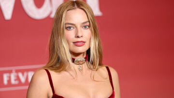 Αυτό ήταν το πιο προσβλητικό δώρο για τη Μάργκοτ Ρόμπι: «Μου είπε ουσιαστικά να χάσω βάρος»