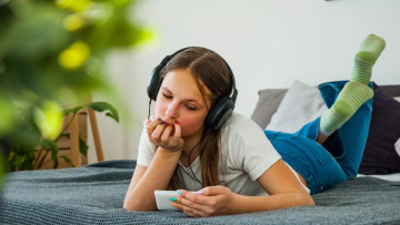 Κάθε ημέρα ένα παιδί ζητά βοήθεια για ασφαλή πλοήγηση στο διαδίκτυο – Δείτε βίντεο
