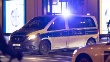 Συνελήφθησαν κλέφτες στο Βερολίνο που είχαν κρύψει σε παιδικό καροτσάκι κέρματα συνολικής αξίας σχεδόν 3.000 ευρώ