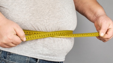 Παχυσαρκία: 1 στους 10 θανάτους από λοιμώξεις παγκοσμίως συνδέεται με το αυξημένο βάρος
