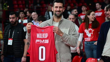 Ολυμπιακός: Πήρε τη φανέλα του Γουόκαπ ο Τζόκοβιτς, φωτογραφίες 