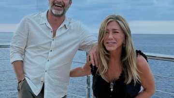 Τζένιφερ Άνιστον - Τζιμ Κέρτις: Φιλί στο στόμα για ένα από τα πιο αγαπημένα ζευγάρια του κόσμου του θεάματος