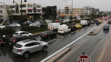 Κίνηση στους δρόμους: Από νωρίς στο «κόκκινο» ο Κηφισός και η Κηφισίας, προβλήματα και στη Λεωφ. Αθηνών