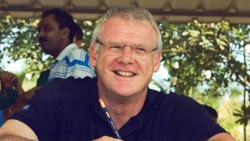 Παρενέργεια φαρμάκου για το Πάρκινσον οδήγησε Βρετανό δικηγόρο σε υπεξαίρεση 600.000 λιρών για... πορνό και συνοδούς πολυτελείας