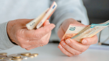 ΕΦΚΑ - ΔΥΠΑ: Ο χάρτης των πληρωμών έως τις 13 Μαρτίου
