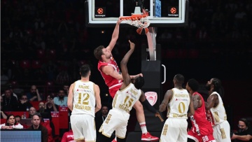 Euroleague: Τις 18 νίκες έφτασε ο Ολυμπιακός που βλέπει κορυφή, διπλό της Παρί στη Βαρκελώνη, δείτε βίντεο 