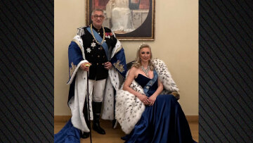 Το λαμπερό «Opera Masquerade» πάρτι του Γιώργου Ντάβλα με άρωμα θεατρικής πολυτέλειας