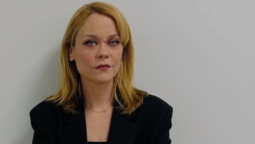 Λένα Παπαληγούρα: Τα μηνύματα που έλαβε από σύναδέλφους της μετά τον συγκινητικό επικήδειο για τον πατέρα της