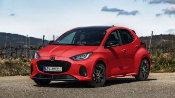 Mazda2 Hybrid: Ρομαντζάδα στην πόλη