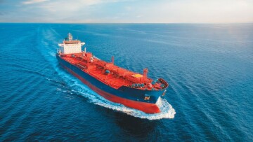 Σχέδιο Τραμπ για επιβολή τέλους σε όλα τα ναυπηγημένα εκτός ΗΠΑ πλοία που προσεγγίζουν αμερικανικά λιμάνια