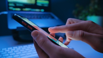 Και η Βρετανία εξετάζει την απαγόρευση της χρήσης των social media σε παιδιά κάτω των 16 ετών