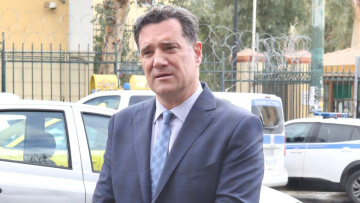 Μήνυση σε βάρος της Ζωής Κωνσταντοπούλου κατέθεσε στην Ευελπίδων ο Άδωνις Γεωργιάδης