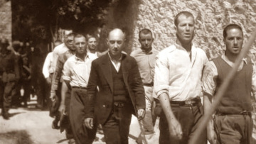 Το ΚΚΕ ταυτοποίησε δύο από τους 200 εκτελεσθέντες της Καισαριανής που φαίνονται στις φωτογραφίες, τα βιογραφικά τους 
