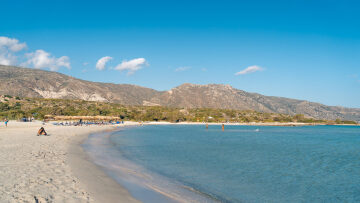 Tripadvisor: Τρεις παραλίες στην Κρήτη και μία στην Κέρκυρα ανάμεσα στις κορυφαίες του κόσμου για το 2026