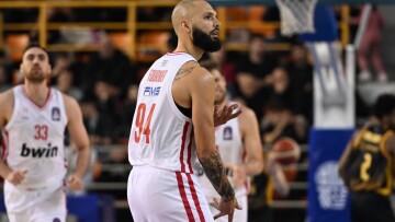 Ολυμπιακός - ΑΕΚ 81-67: Άνετη πρόκριση στα ημιτελικά του Κυπέλλου για τους ερυθρόλευκους, βίντεο
