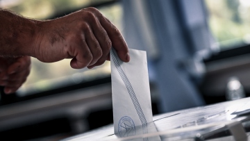 Στη Βουλή το νομοσχέδιο για την επιστολική ψήφο των αποδήμων και την εκλογική περιφέρεια απόδημου Ελληνισμού