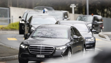 Ολοκληρώθηκε σε τεταμένο κλίμα η πρώτη ημέρα των διαπραγματεύσεων Ρωσίας και Ουκρανίας στη Γενεύη